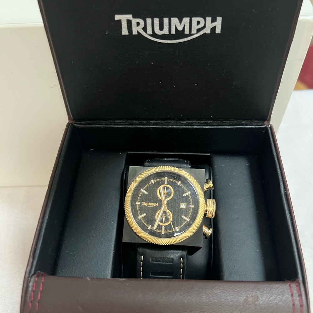 Triumph Motorcycles Men's 3024-05 Scrambler Collection Chronograph Watch
